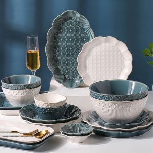 Retro Flower Shape Plates Ceramic Dinnerware Set 1